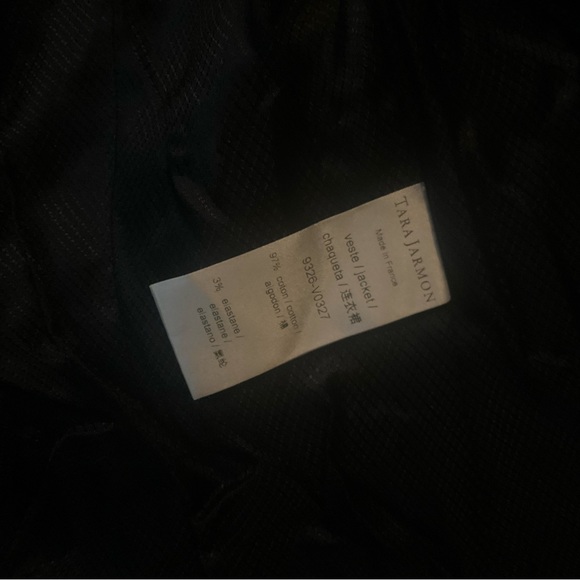 “TAMARA JARMON” DESIGNER Midnight Blue Velvet Blazer. - Picture 13 of 13